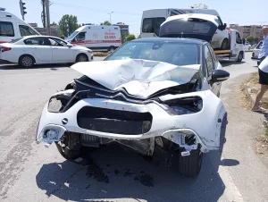 SAMSUN (AA) – Samsun'un Çarşamba ilçesinde 1'i dolmuş 5 aracın