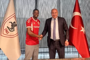 SAMSUN (AA) – Samsunspor, Portekiz'in FC Porto takımından sağ bek