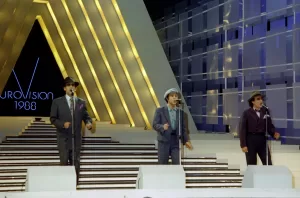 ANKARA (AA) – Sağlık Bakanı Fahrettin Koca, MFÖ grubunun üyelerinden