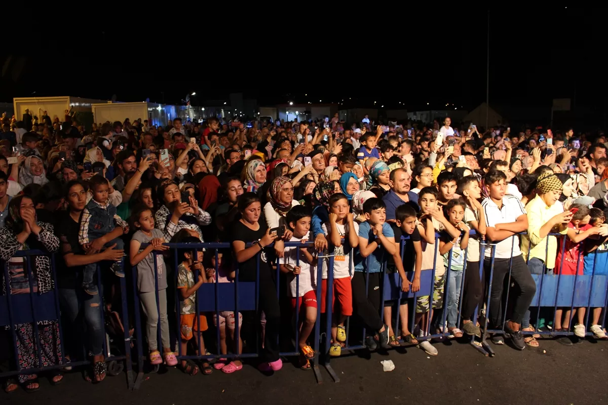 Kahramanmaraş'ta Yavuz Bingöl rüzgarı! Kız arkadaşından bomba konser paylaşımı: Binlerce 8 kişi...