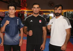 ŞANLIURFA (AA) – YASİN DİKME – Şanlıurfa'da başladıkları kickboks branşında