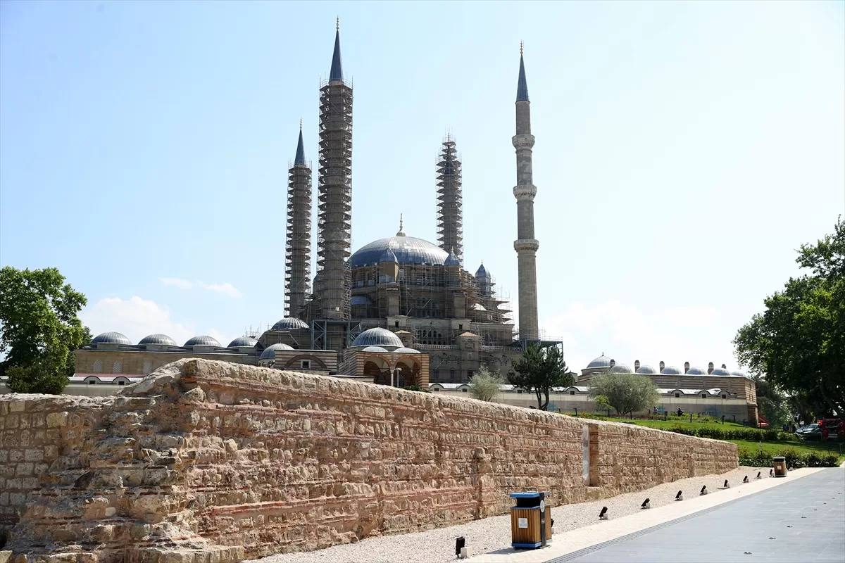 Selimiye Camisi'nin restorasyonunda, dönemin inşaat teknolojisine ait yeni bilgilere ulaşıldı