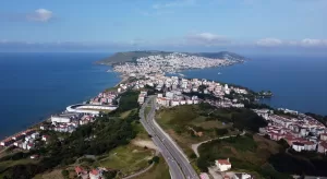 SİNOP (AA) – Karadeniz'in önemli turizm kentlerinden Sinop, kruvaziyer turizmiyle