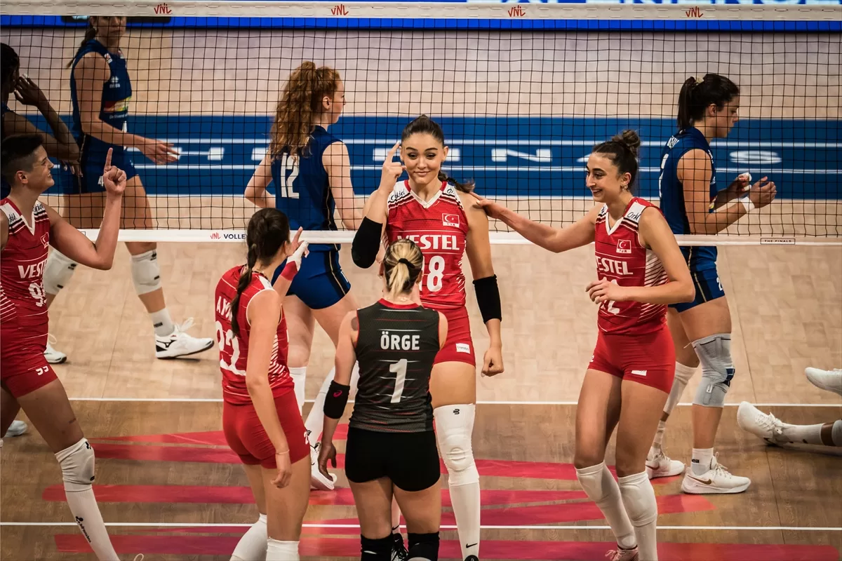 Voleybol: FIVB Kadınlar Milletler Ligi çeyrek final