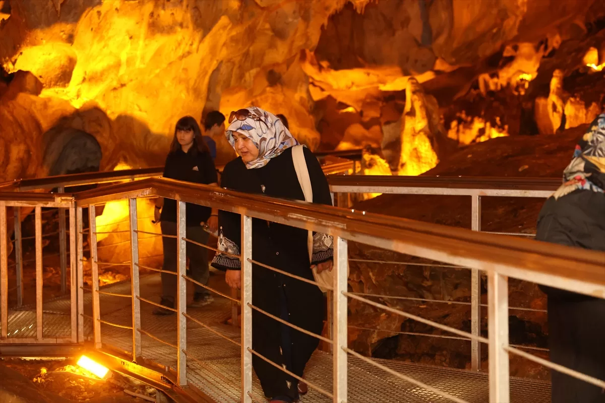 Ankara'nın Gölbaşı ilçesindeki Tulumtaş Mağarası ziyarete açıldı