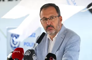 İZMİR (AA) – İzmir'de, denizlerde av yasağının sona ermesi dolayısıyla