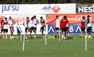 İSTANBUL (AA) – Beşiktaş, UEFA Avrupa Konferans Ligi 3. eleme