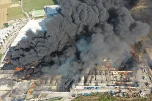 BURSA (AA) – Bursa'nın İnegöl ilçesinde bir fabrikada çıkan ve