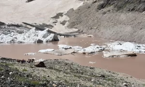 HAKKARİ (AA) – SAYİM HARMANCI – Hakkari'de Cilo Dağları'nda küresel