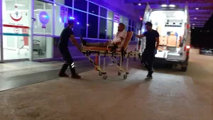 ÇORUM (AA) – Çorum'un Sungurlu ilçesinde düğünde çıkan bıçaklı kavgada