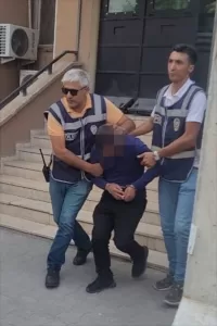 ERZİNCAN (AA) – Erzincan'da hakkında yağma suçundan 27 yıl 8