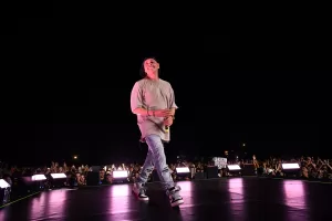 BURSA (AA) – "Fanta Fest" kapsamında sanatçılar Edis, Ceza ve