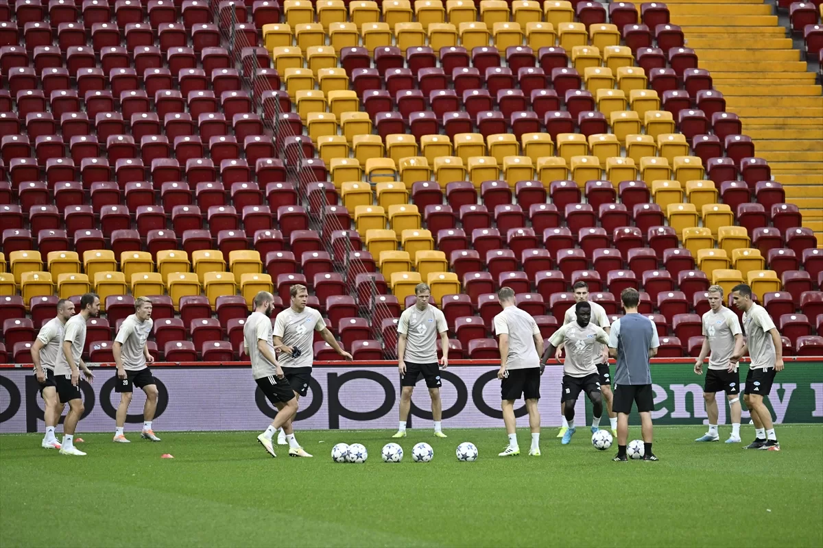 Galatasaray-Molde maçına doğru