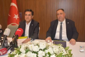 - "Teşkilatlarda çok büyük bir motivasyon var. Seçimlere hazırlanmak ve