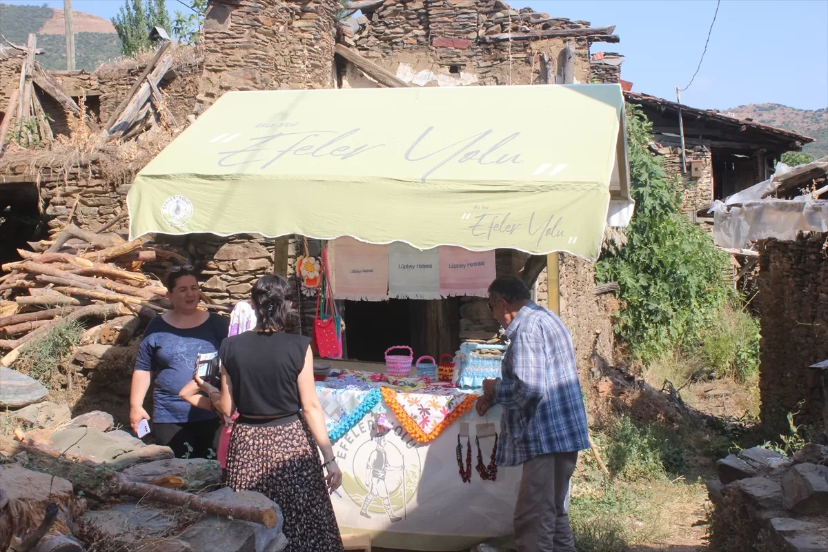 İzmir'de sadece 8 kişinin yaşadığı “hayalet köy” Lübbey, Efeler Yolu rotasıyla hareketlendi