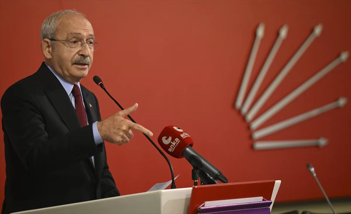 Kılıçdaroğlu, CHP Kadın Kollarının düzenlediği toplantıda konuştu: