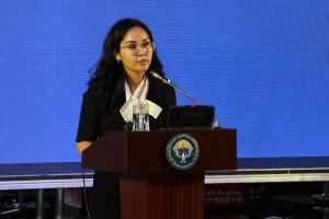 ÇOLPON-ATA – Kırgızistan'ın tatil merkezi Issık Göl kıyısındaki Çolpon-Ata şehrinde