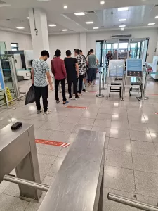 KOCAELİ (AA) – Kocaeli'de, yasa dışı yollardan yurda giren 16