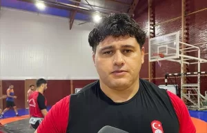 BOLU (AA) – MEHMET EMİN GÜRBÜZ – Grekoromen stilde mücadele