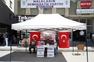 MUŞ (AA) – Muş'ta bir araya gelen aileler, çocuklarının terör