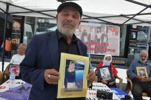 MUŞ (AA) – Muş'ta çocuklarının terör örgütü PKK tarafından dağa