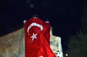 MUŞ (AA) – Muş Kardeşlik Platformu üyeleri, Malazgirt Zaferi'nin 952.