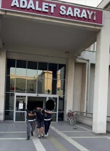 OSMANİYE (AA) – Osmaniye'de evinin balkonundan pompalı tüfekle ateş ettiği