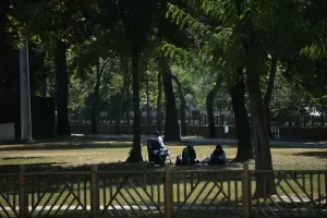 - Hava sıcaklığının 40 dereceye ulaştığı Kocaeli ile 38 derece