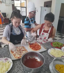 SAKARYA (AA) – Sakarya'nın Sapanca ilçesinde aşçılık kursuna katılan özel