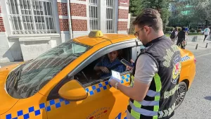 İSTANBUL (AA) – Şişli'de taksilere yönelik denetimde 11 sürücüye toplam