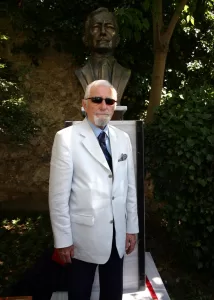 İSTANBUL (AA) – Beşiktaş'a futbolcu, yönetici ve başkan olarak hizmet