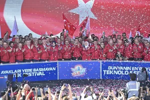 - "TEKNOFEST her yıl daha da büyüyecek. Kök salan fideler