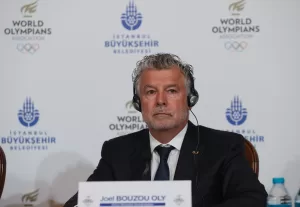 - "Yıllar boyunca hayranlıkla izlenen eski şampiyonlar, World Olympians Forum