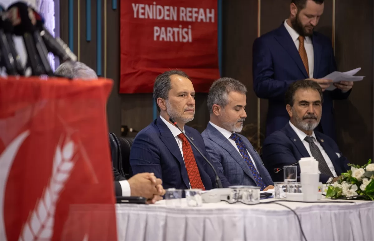 Yeniden Refah Partisi Genel Başkanı Erbakan “Adalet için Refah'ta Birleşiyoruz” programında konuştu:
