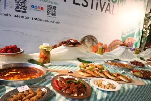 BURSA (AA) – Bursa Büyükşehir Belediyesince düzenlenen 2. Bursa Gastronomi