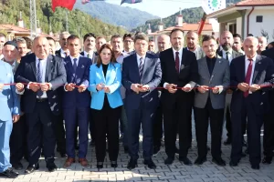 - "Vatandaşlarımızın, insanlarımızın hak ve özgürlüklerinin kısıtlanmasına hiçbir zaman müsaade