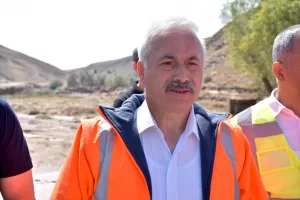 - "Vatandaşlardan gelen ihbar üzerine iki motosiklet sürücüsü de şu