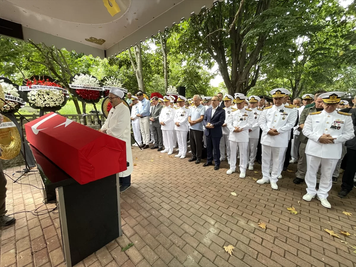 Ankara'da vefat eden emekli Tuğamiral Burak Akçay, Kocaeli'de son yolculuğa uğurlandı