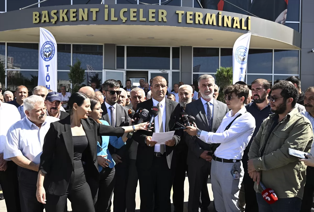 Ankara'daki özel halk otobüsçüleri bazı ücretsiz biniş kartlı yolcuları taşımama kararı aldı