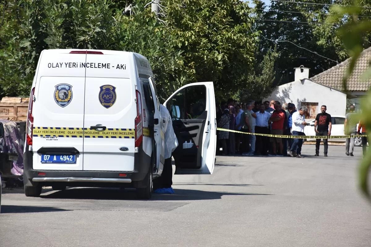 Antalya'da bir kadın eşi tarafından av tüfeğiyle öldürüldü