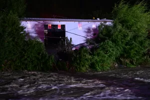 İŞÇİLERİN KURTARILDIĞI BİLGİSİ VE KAYMAKAMIN AÇIKLAMASI EKLENDİ