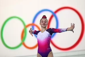 - Barfikste altın madalya kazanan milli sporcu Ahmet Önder, organizasyonu