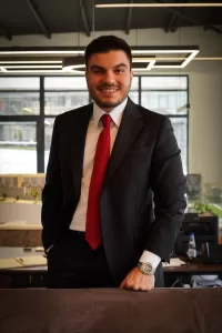 - "Ofis ve ticari ünitelerin satışlarında büyük bir hareketlilik başladı.