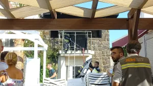 MUĞLA (AA) – Muğla'nın Bodrum ilçesinde, bir otelin odasında çıkan