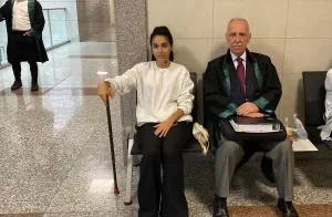 İSTANBUL (AA) – Şişli'de, boşanma aşamasındaki eşini silahla vurup sakat