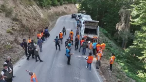 BOLU (AA) – Bolu'da "Doğayı Koruyalım Ormana Çöp Atmayalım" etkinliği