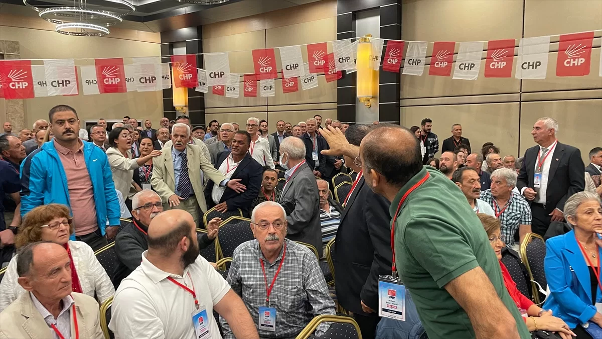 CHP Grup Başkanı Özel, partisinin Konya İl Kongresi'nde konuştu: