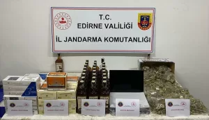 EDİRNE (AA) – Edirne'de kaçakçılık operasyonunda otobüs şoförü gözaltına alındı.