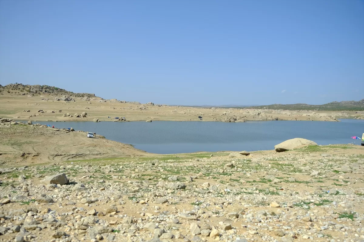 Edirne'ye içme suyu sağlayan barajın su seviyesi günden güne eksiliyor