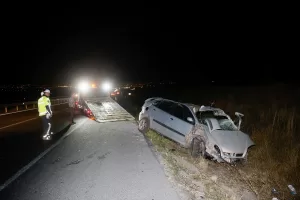 ESKİŞEHİR (AA) – Eskişehir'de yolcu otobüsü ile otomobilin çarpışması sonucu